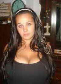 a horny woman from Trenton, Michigan